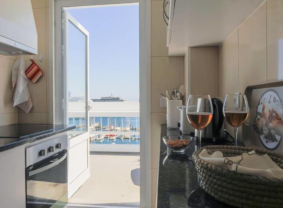 Guestready - Marina View Top Floor With Terrace Ponta Delgada Dış mekan fotoğraf